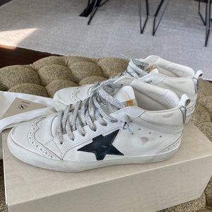 EUC Golden Goose Authentic Mids